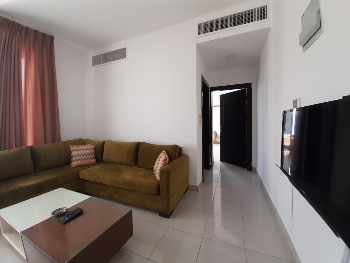 Furnished Apartments Near Mcdonald'S Al-Madina Al-Monawara St Amman Luaran gambar