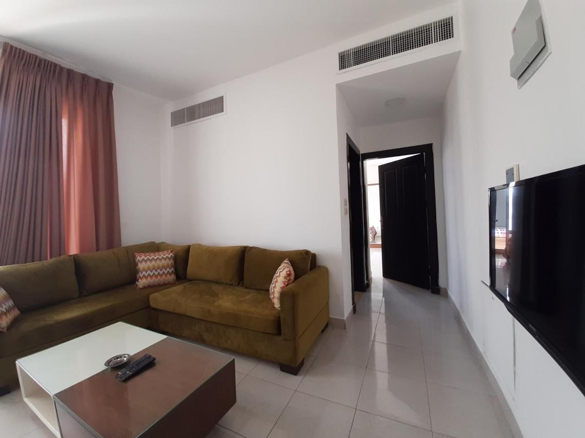 Furnished Apartments Near Mcdonald'S Al-Madina Al-Monawara St Amman Luaran gambar
