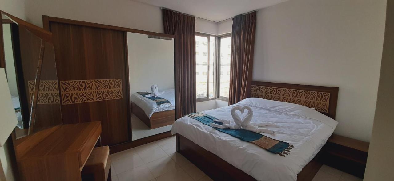 Furnished Apartments Near Mcdonald'S Al-Madina Al-Monawara St Amman Luaran gambar